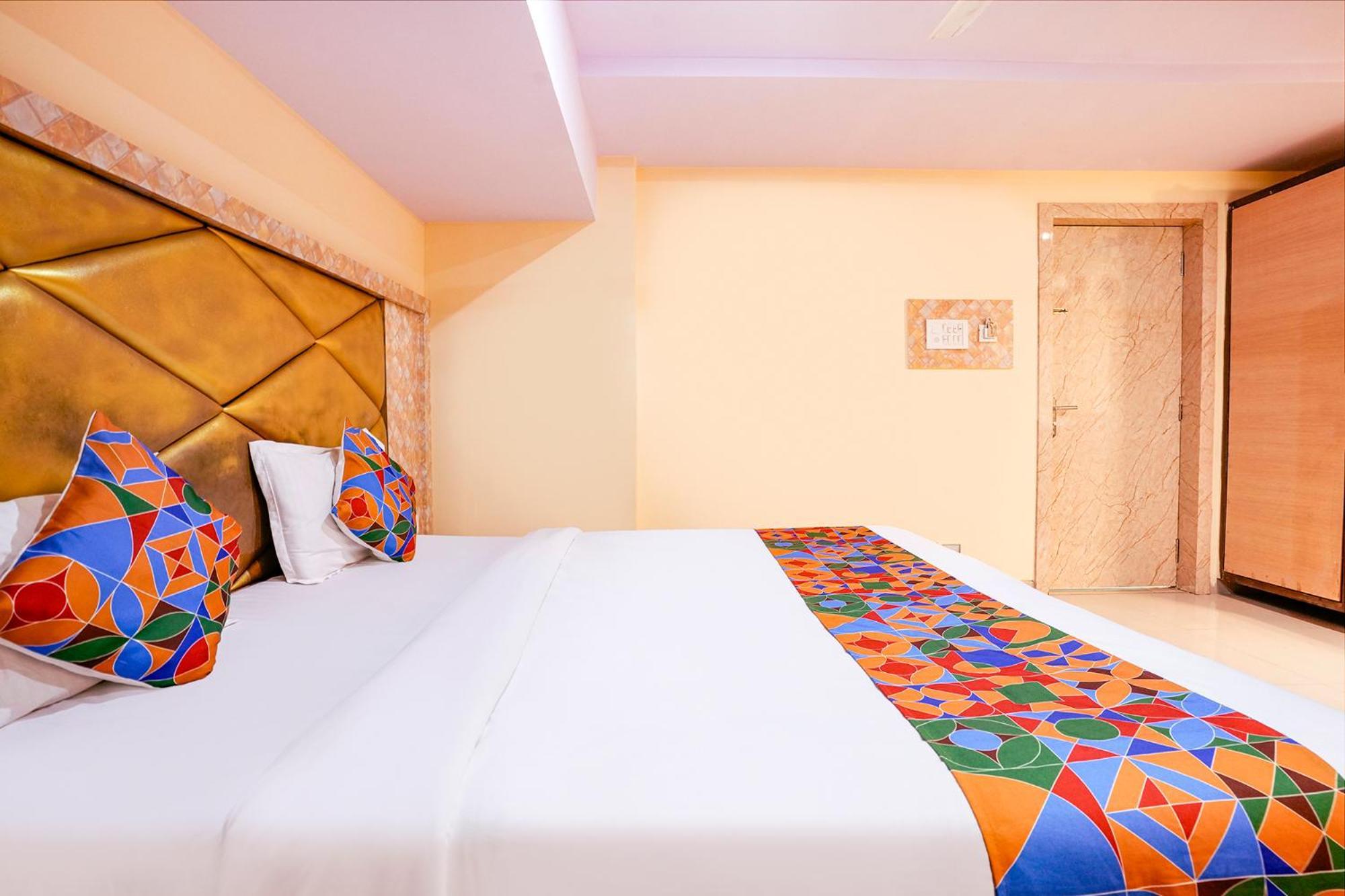 Fabhotel Everest Vashi المظهر الخارجي الصورة